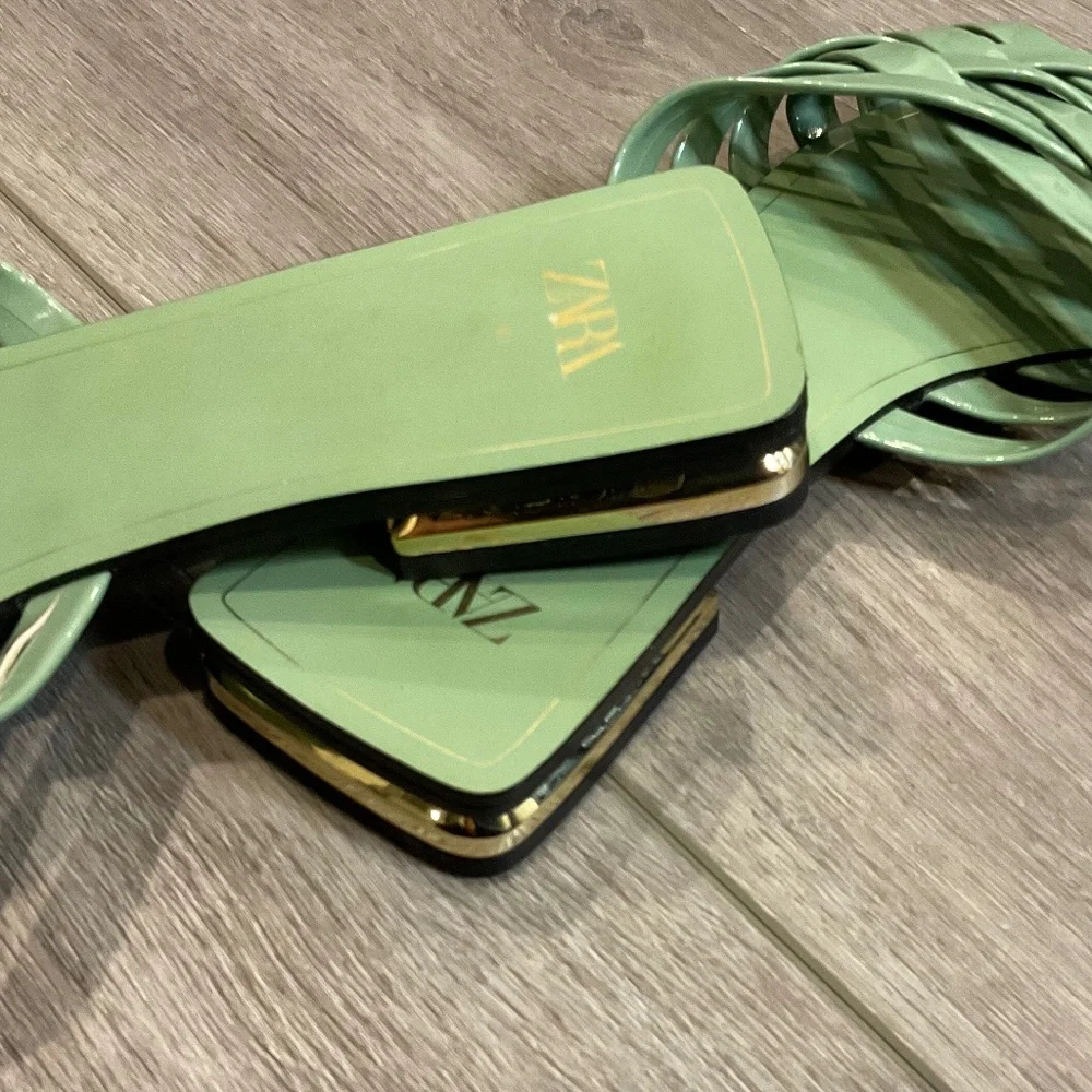 ZARA Green Glossy  Sandal Size EU40 US 9 - Picture 4 of 7